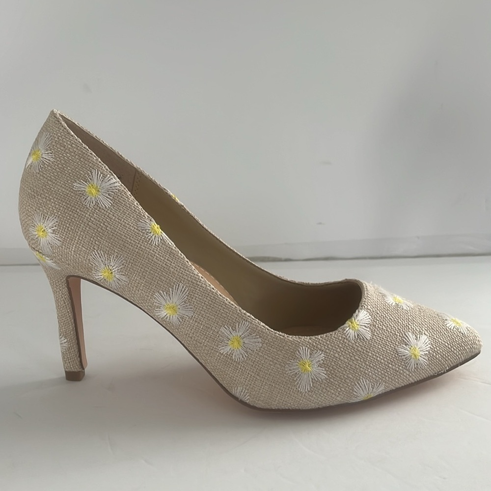 JUSTFAB Khloy Classic Pump Beige Floral Women's High Heels Shoes Size 8 - Picture 7 of 11